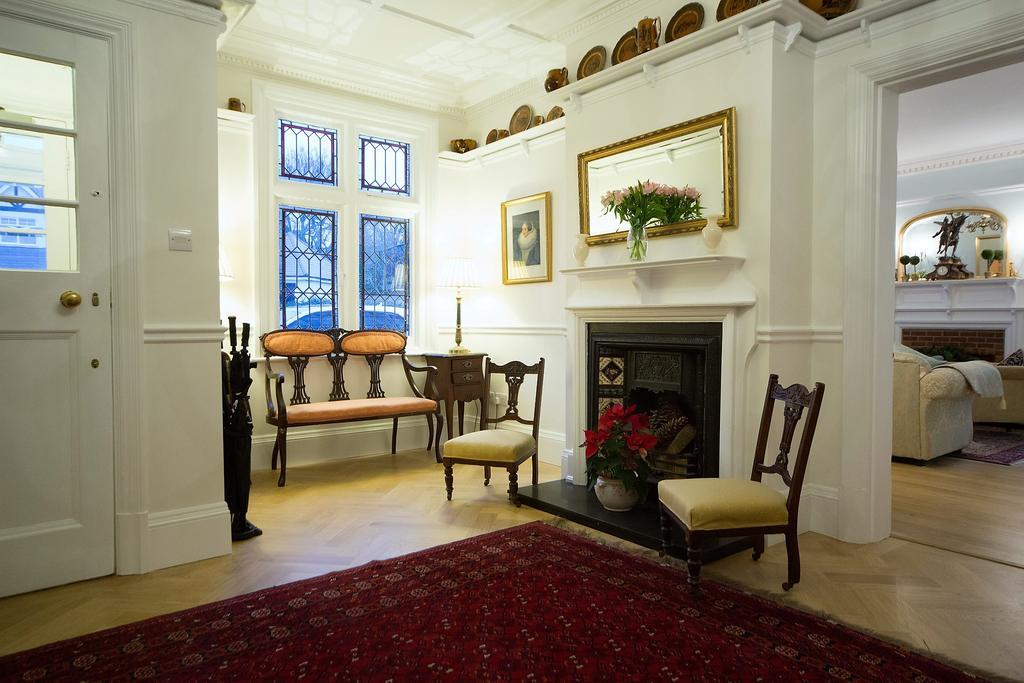 Ditton Lodge Kingston upon Thames  Exteriör bild